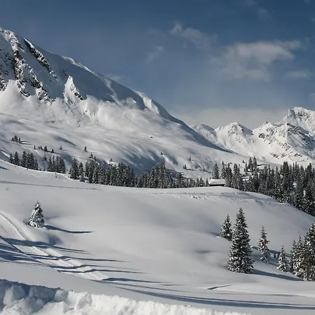 Hotel Bergblick 3*